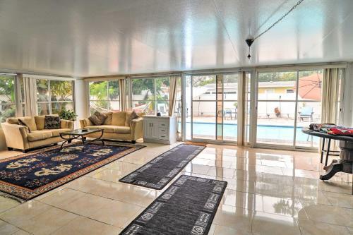 St Petersburg Home With Pool - 4 Miles From Downtown!