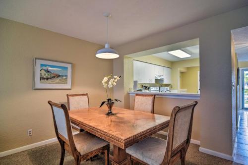 Apartamento St Petersburg Home With Pool Access, Oceanfront Views