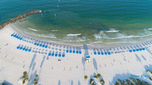 Apartamento Tropic Terrace #16 - Beachfront Rental Apts