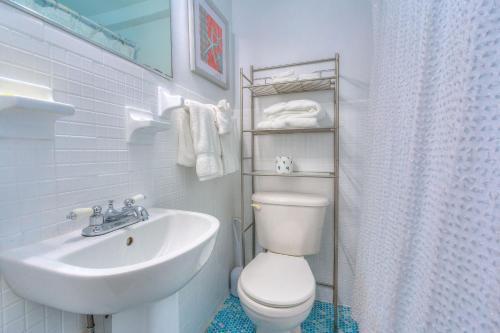 Apartamento Tropic Terrace #29 - Beachfront Rental Apts