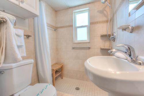 Apartamento Tropic Terrace #21 - Beachfront Rental Apts