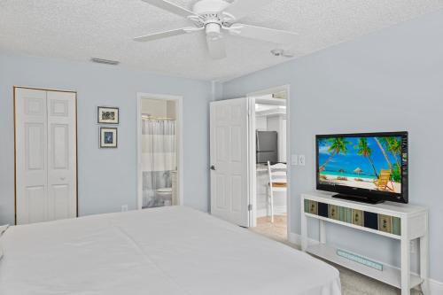Hidden Gem Resort Condo Perfect For Sunsets & Shells - Blind Pass G102