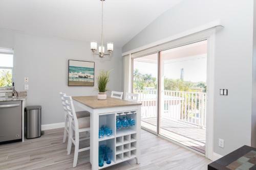 5213b Calle Menorca - Siesta Key Village Condo
