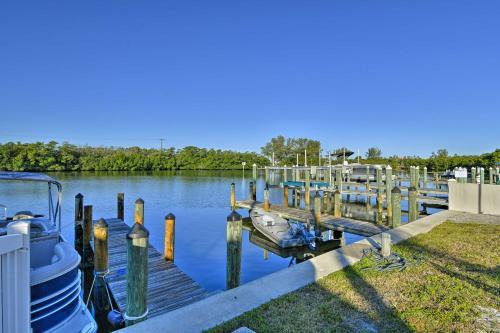 Apartamento Sarasota Condo With Deck - Half Mile To Turtle Beach!