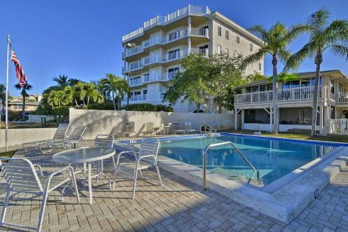 Apartamento Sarasota Condo With Deck - Half Mile To Turtle Beach!