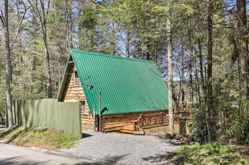 Creekside Blue Ridge Cabin With Decks And Grill!