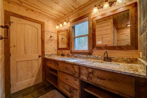 The Hideaway By Escape To Blue Ridge