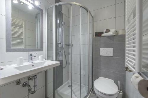 Hostal Pension Haus Am Dorfplatz