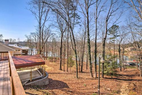 Lake Lanier Home With Dock, Boat Parking, And Grill!