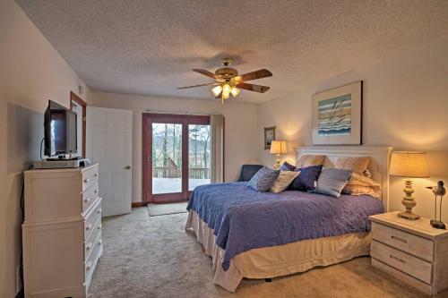 Lake Lanier Home With Dock, Boat Parking, And Grill!
