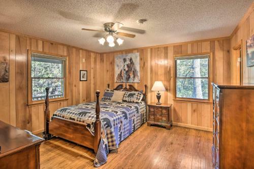 Secluded Lavinder Laurel Leaf Cottage Near Creek