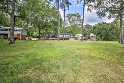 Waterfront Lake Sinclair Home With Boat Dock!