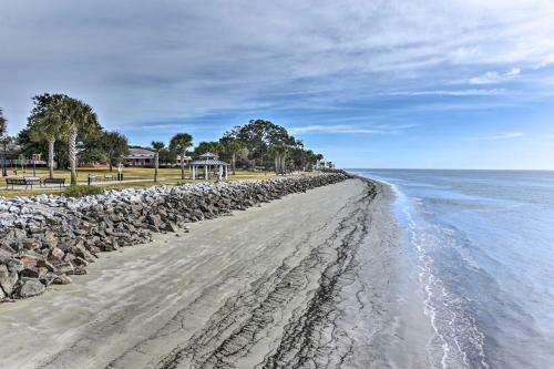 Apartamento St Simons Condo With Amenities, Drive To Beach