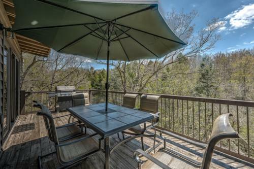 Falcons Nest By Escape To Blue Ridge