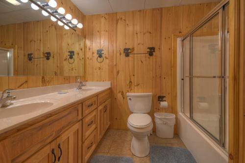 Bear Ridge Hideaway- Secluded Mtn View