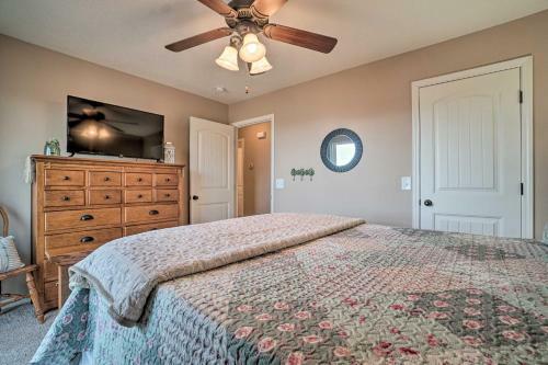 Lakemont Retreat With Mountain Views And Game Room!