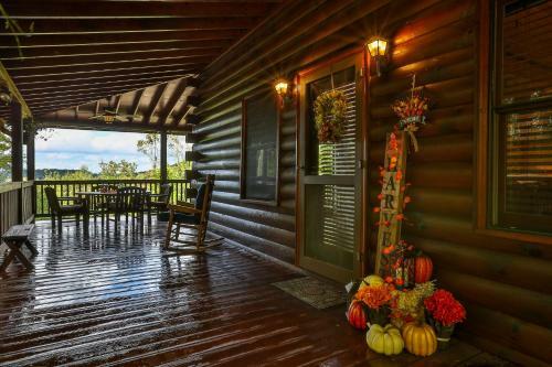 Chateau Relaxeau Breathtaking Spacious Mountain Home On Paved Road