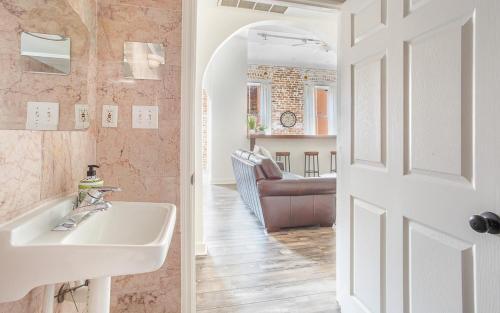 Telfair Loft By Lucky Savannah