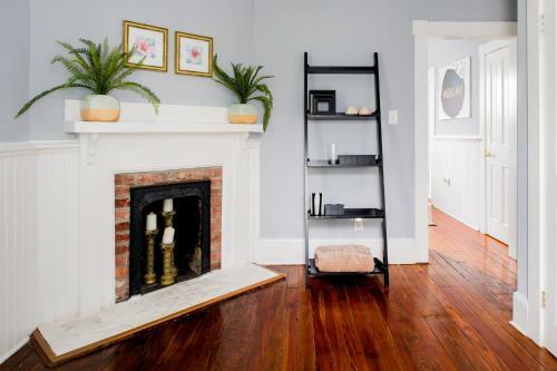Hostess Nest - Historic Savannah