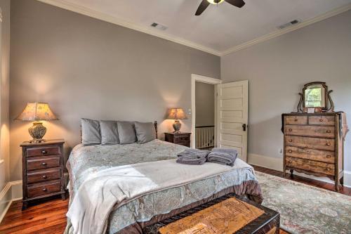 Luxe Victorian Savannah Home Walk To Forsyth Park