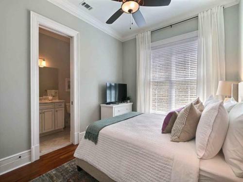 Congress Street Retreat