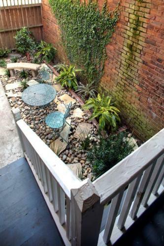 4 Bedroom Large Renovated Townhouse