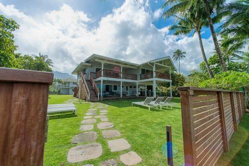 Hanalei Beach House Estate Home