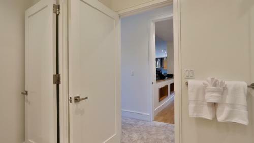 Maui Westside Presents: Luana Garden Villas 14d