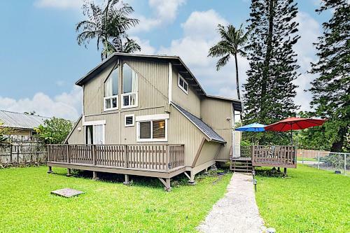 New Listing! Remodeled A-frame With Deck & Balcony Home