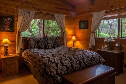 Cymbidium House Volcano Village By Casago