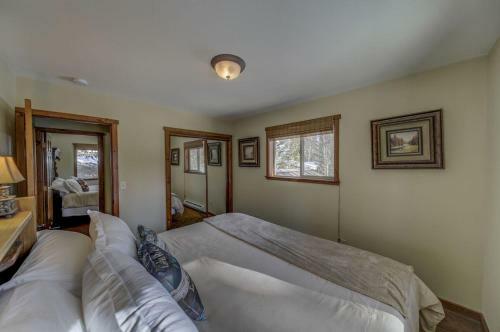 Lakefront Escape By Casago Mccall - Donerightmanagement