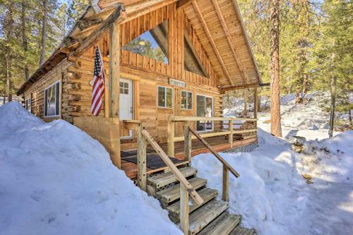Peaceful Garden Valley Cabin With Private Deck!