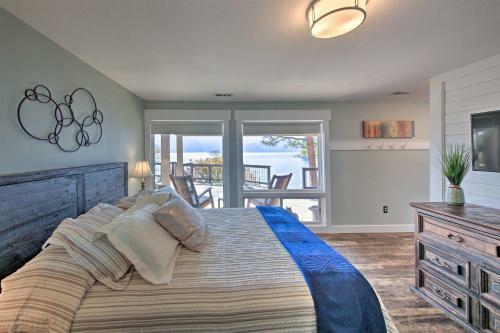 Apartamento Waterfront Lake Studio With Deck And Beach Access!