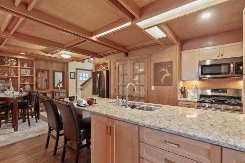 Mimi's Lodge On The Lake