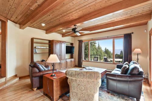Lakeview Home With New Hot Tub - Sleeps 10