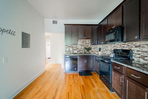 Apartamento 3br Unit Relaxing Patio In Trendy Logan Square