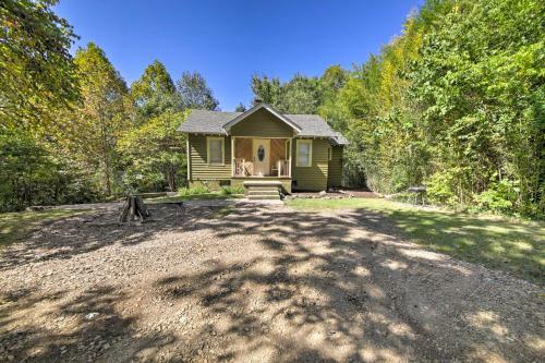 Carbondale Cottage With Fire Pit - 3 Mi To Siu!