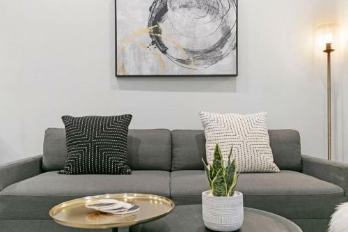 Apartamento 2br Walk To Shops, In-unit Laundry, Full Kitchen