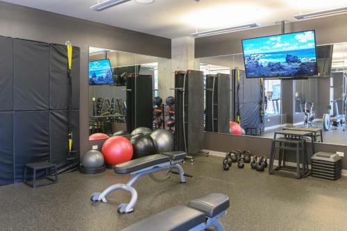 Apartamento 1br Spacious Luxury Suite With Balcony, Pool & Gym
