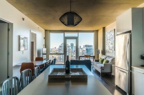 Apartamento 1br Spacious Luxury Suite With Balcony, Pool & Gym