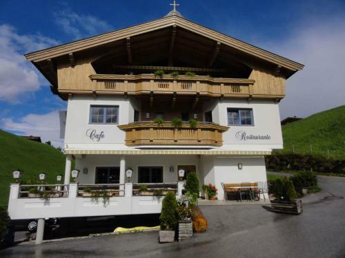 Hostal Gasthof Gradlspitz