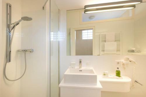 Dermuth Hotels ? Hotel Dermuth P�rtschach