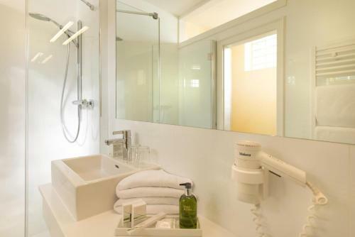Dermuth Hotels ? Hotel Dermuth P�rtschach