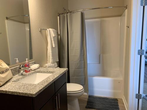 4-bedroom Spacious And Modern House With Amazing Amenities