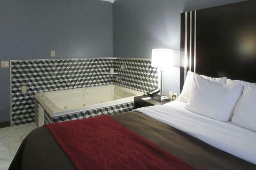 Hotel Quality Inn & Suites