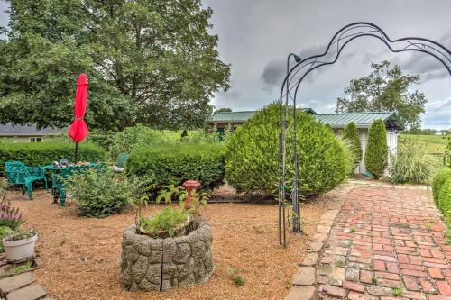 Apartamento Quaint Danville Apt With Patio And Rolling Hill Views!