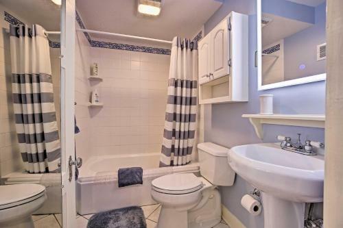 Lexington Getaway With Backyard Deck Less Than 2 Mi To Uk!