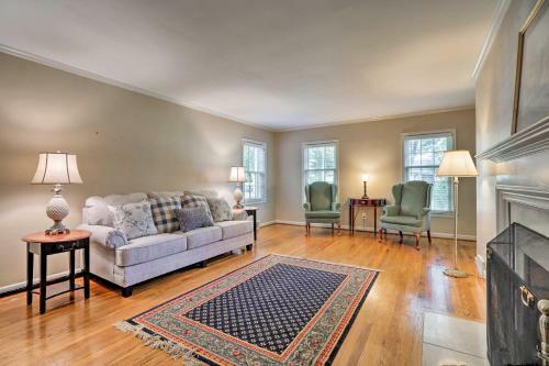 Charming Chevy Chase Home About 1 Mile To Uk Stadium