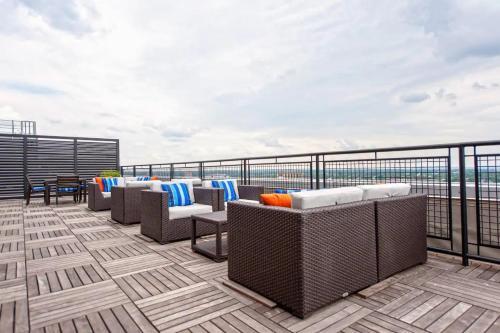 Apartamento Great Rooftop Downtown Cozysuites On 3rd Street!