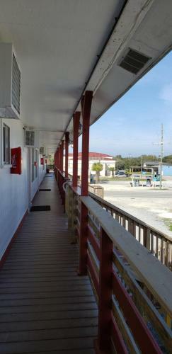Hotel Wateredge Beach Resort